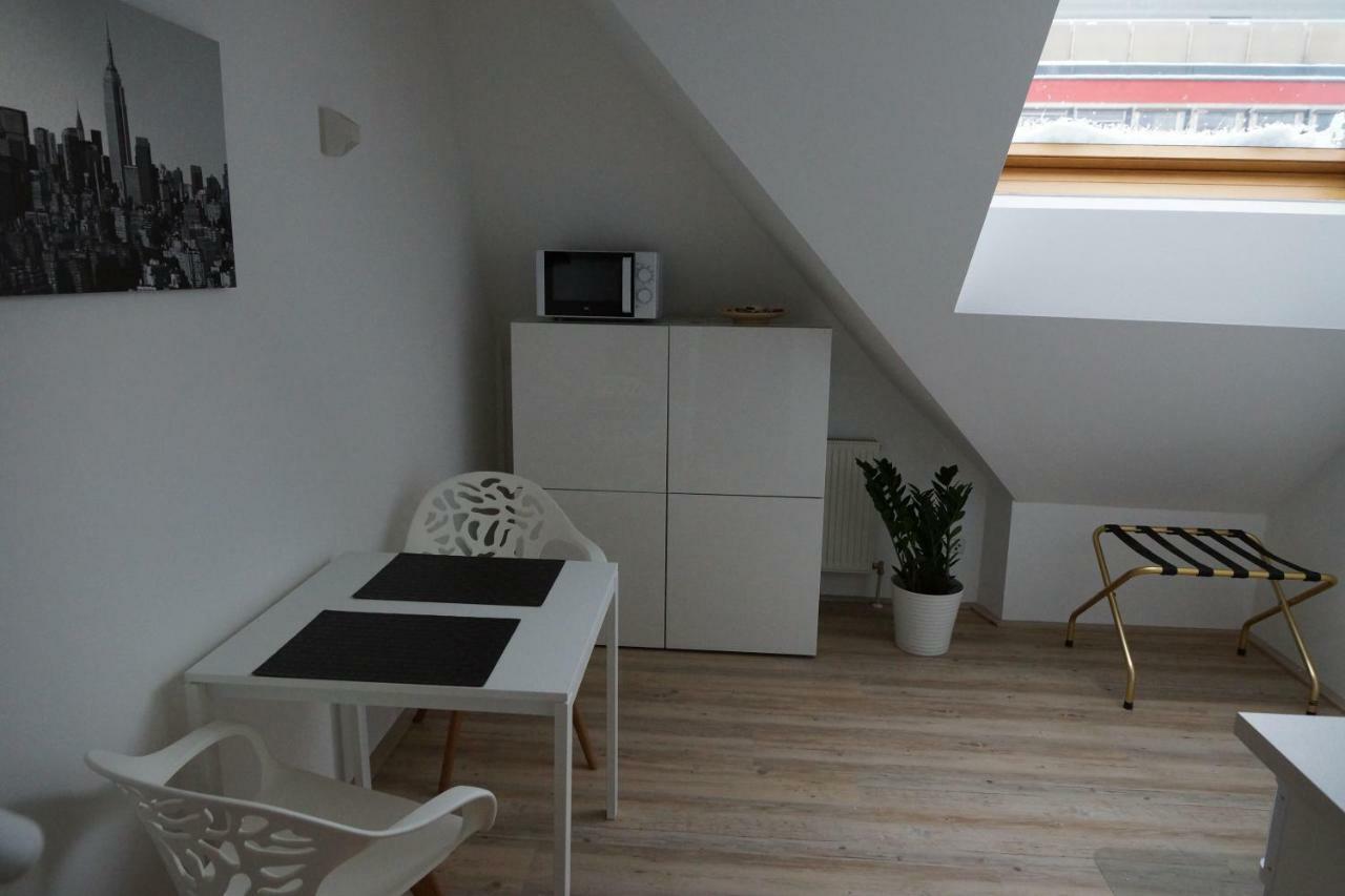 Maisonette Apartment Am Bahnhof - Adults Only Innsbruck Luaran gambar
