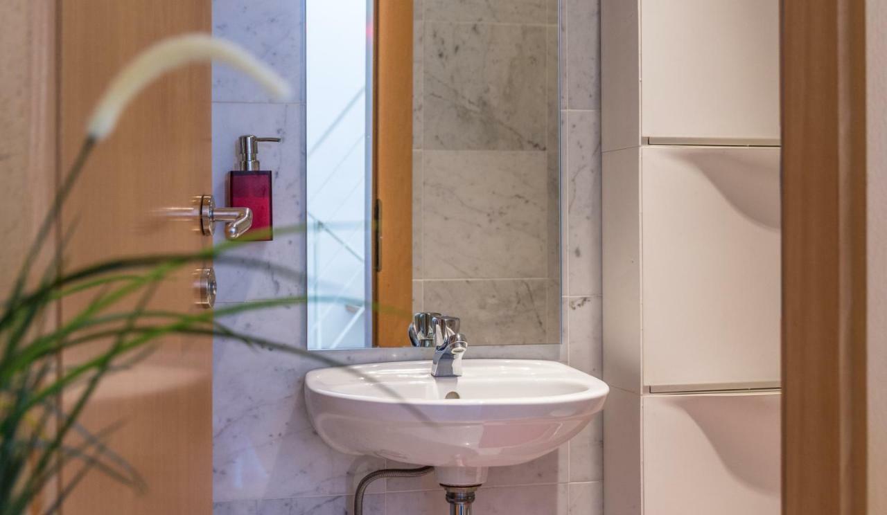 Maisonette Apartment Am Bahnhof - Adults Only Innsbruck Luaran gambar